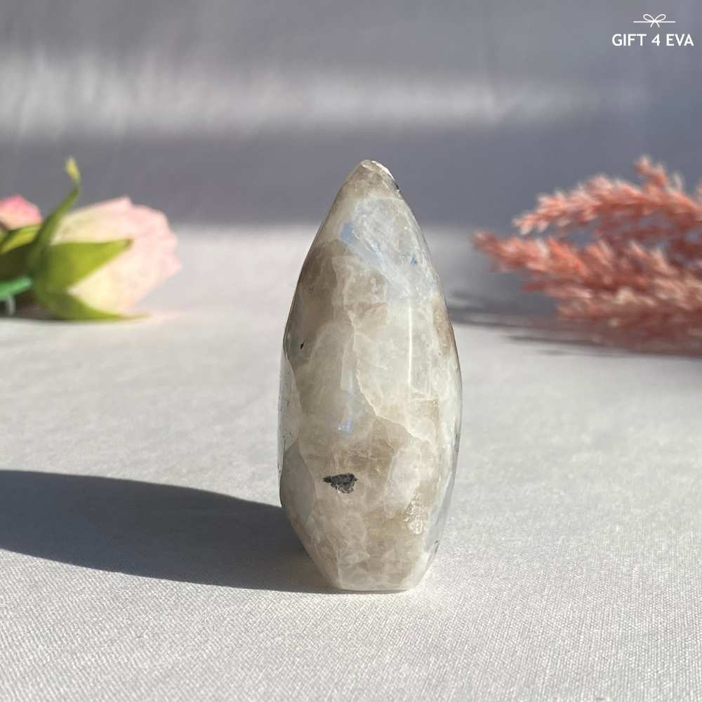 Moonstone Free Form