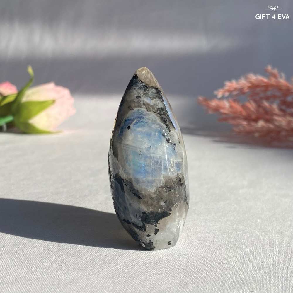 Moonstone Free Form