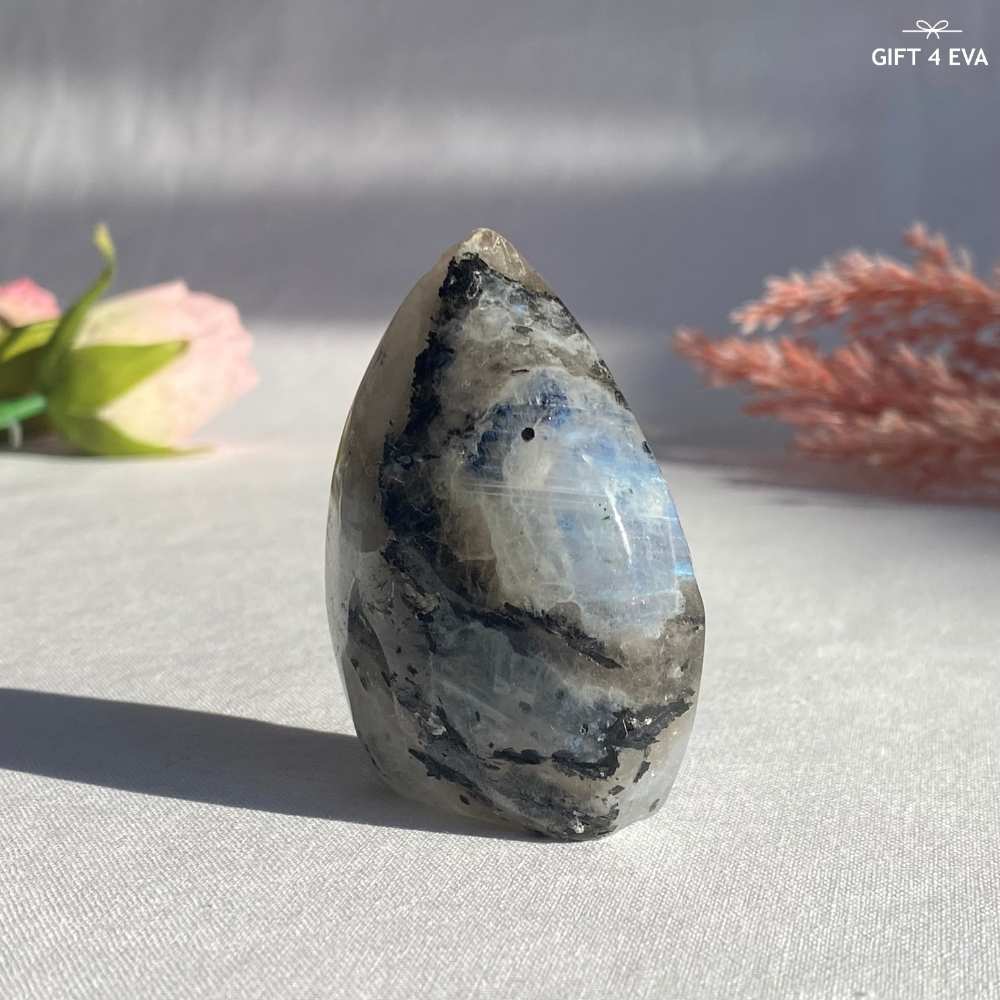 Moonstone Free Form