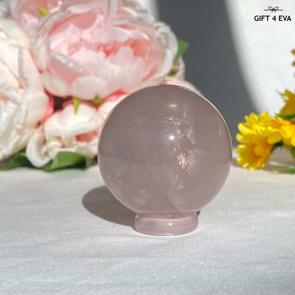 Rose Quartz Sphere - 12 Rays Asterism