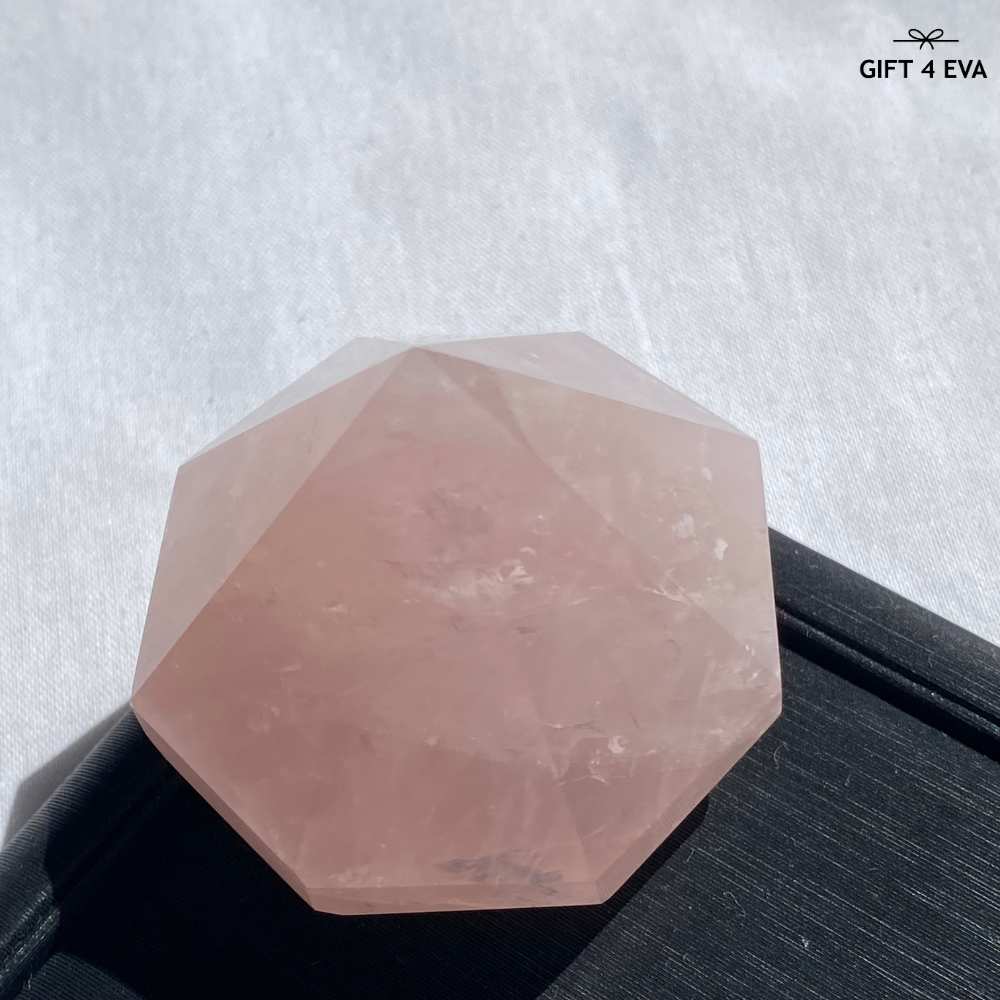 Rose Quartz Diamond Shape 117G