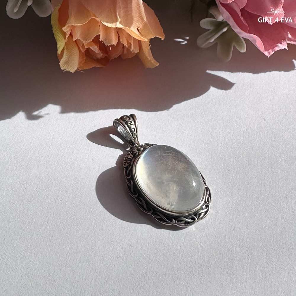 Denise Moonstone 925 Silver Pendant