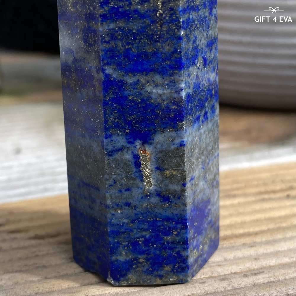 Lapis Lazuli Point 84MM