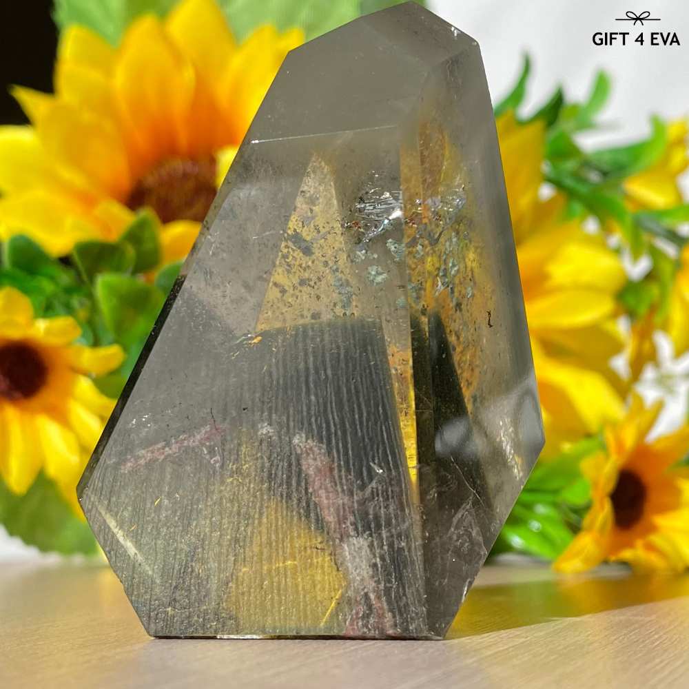 Garden Quartz Chlorite Phantom Mountain Free Form 155G