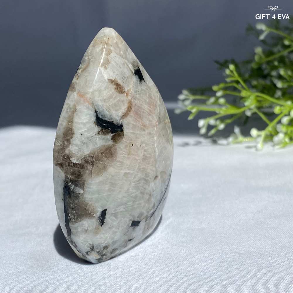 Moonstone Free Form