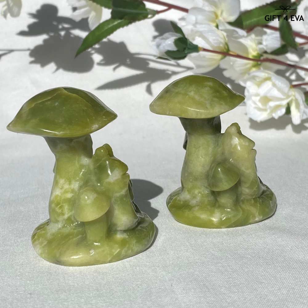 Green Jade Snail & Mushroom