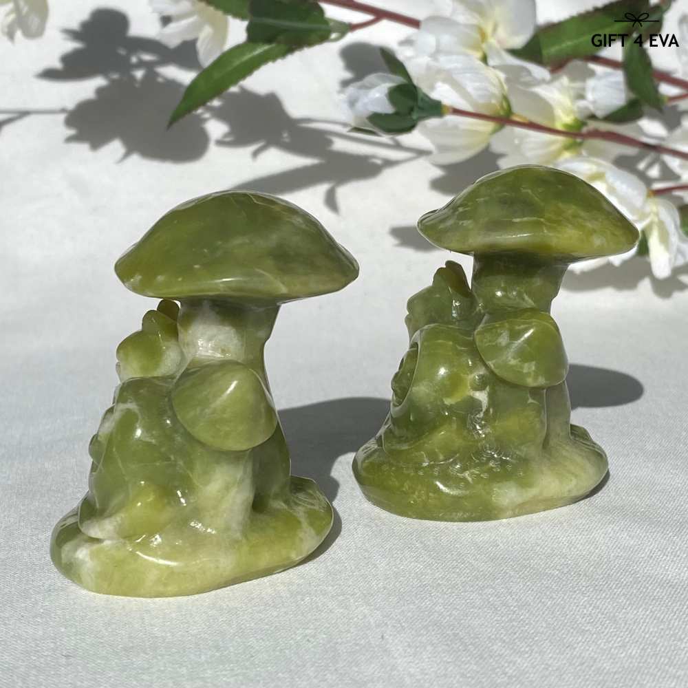 Green Jade Snail & Mushroom