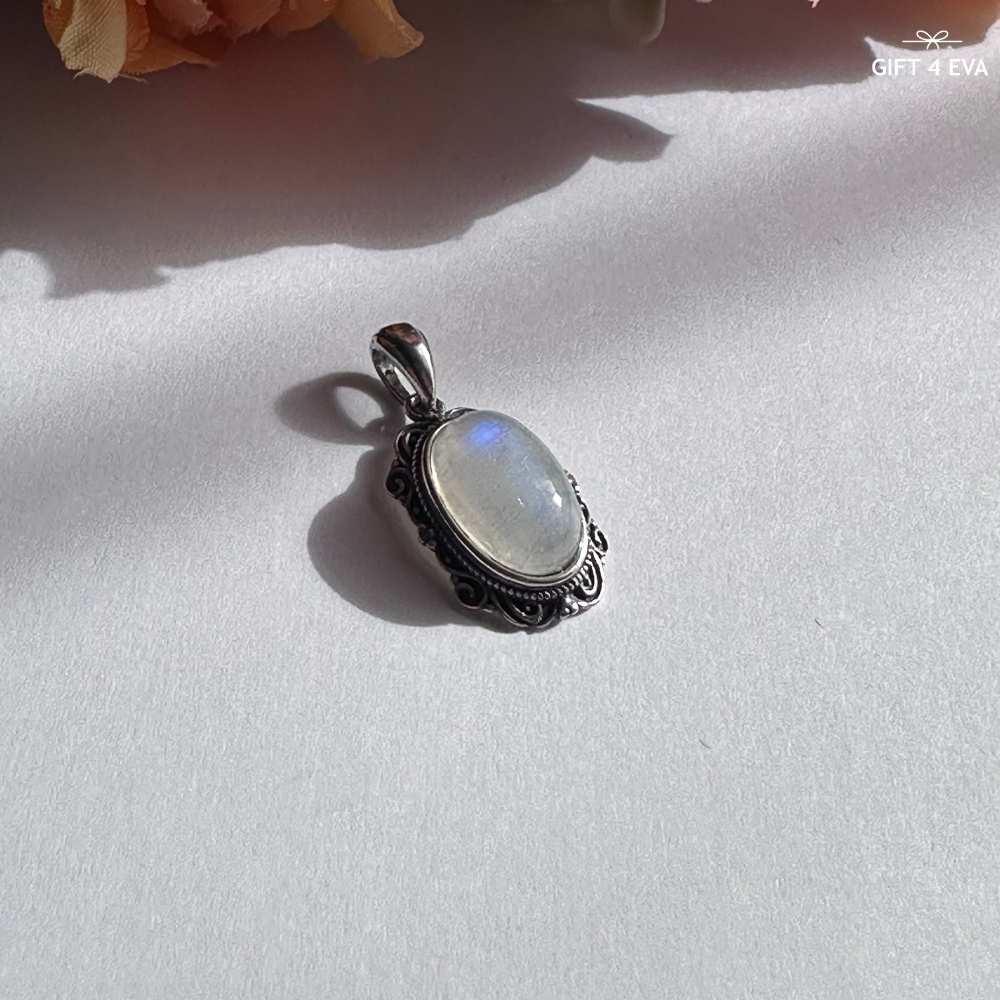 Imogen Moonstone 925 Silver Pendant