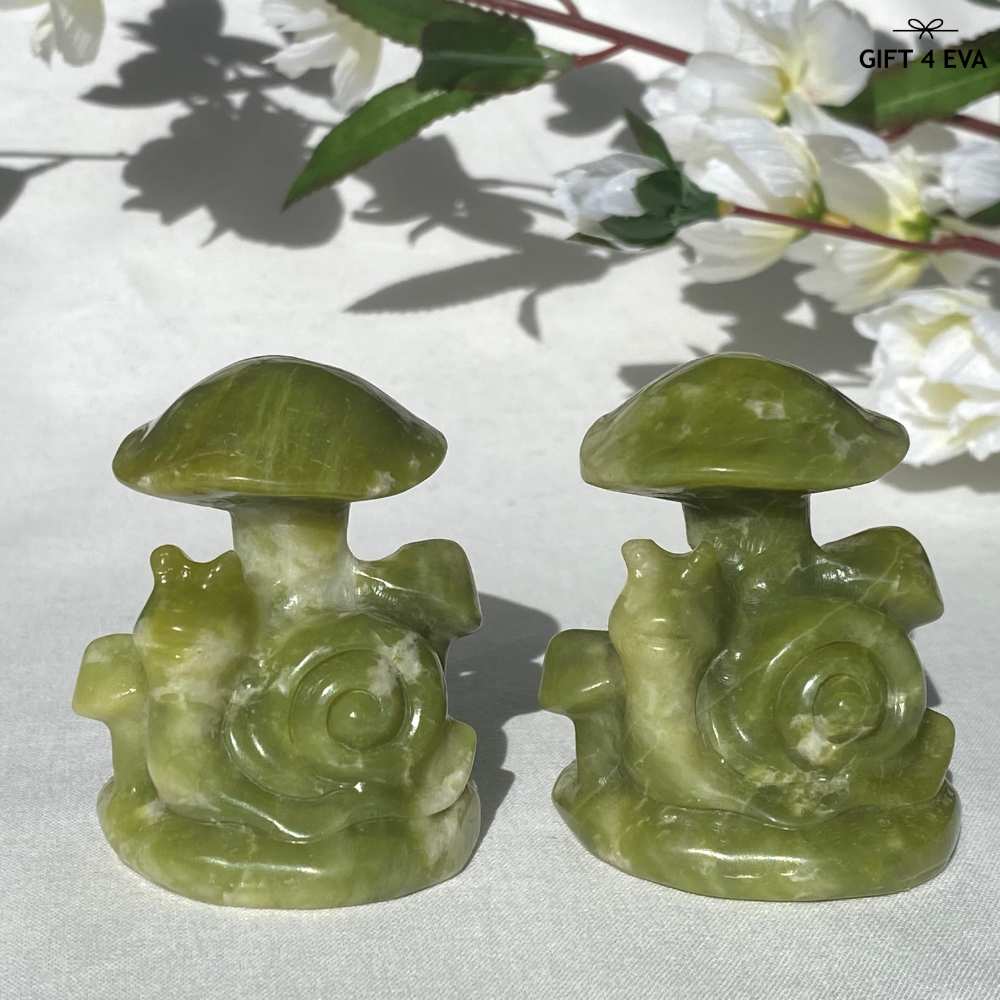 Green Jade Snail & Mushroom