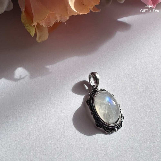 Imogen 2 Moonstone 925 Silver Pendant