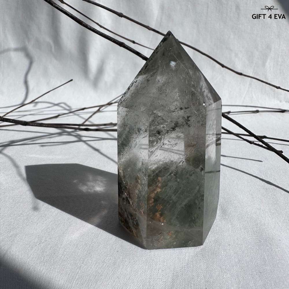 Garden Quartz Tower - Small