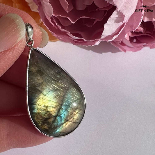 Quinta Labradorite 925 Silver Pendant