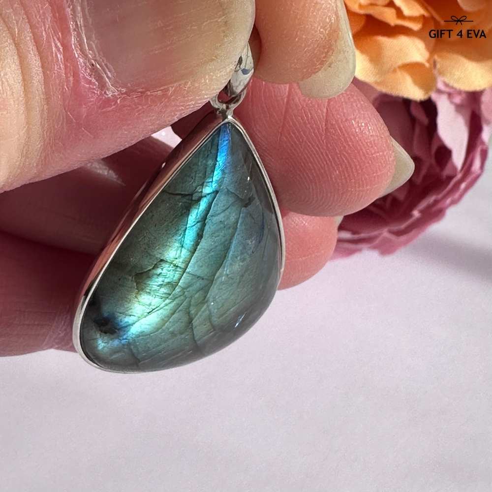 Sharon Labradorite 925 Silver Pendant