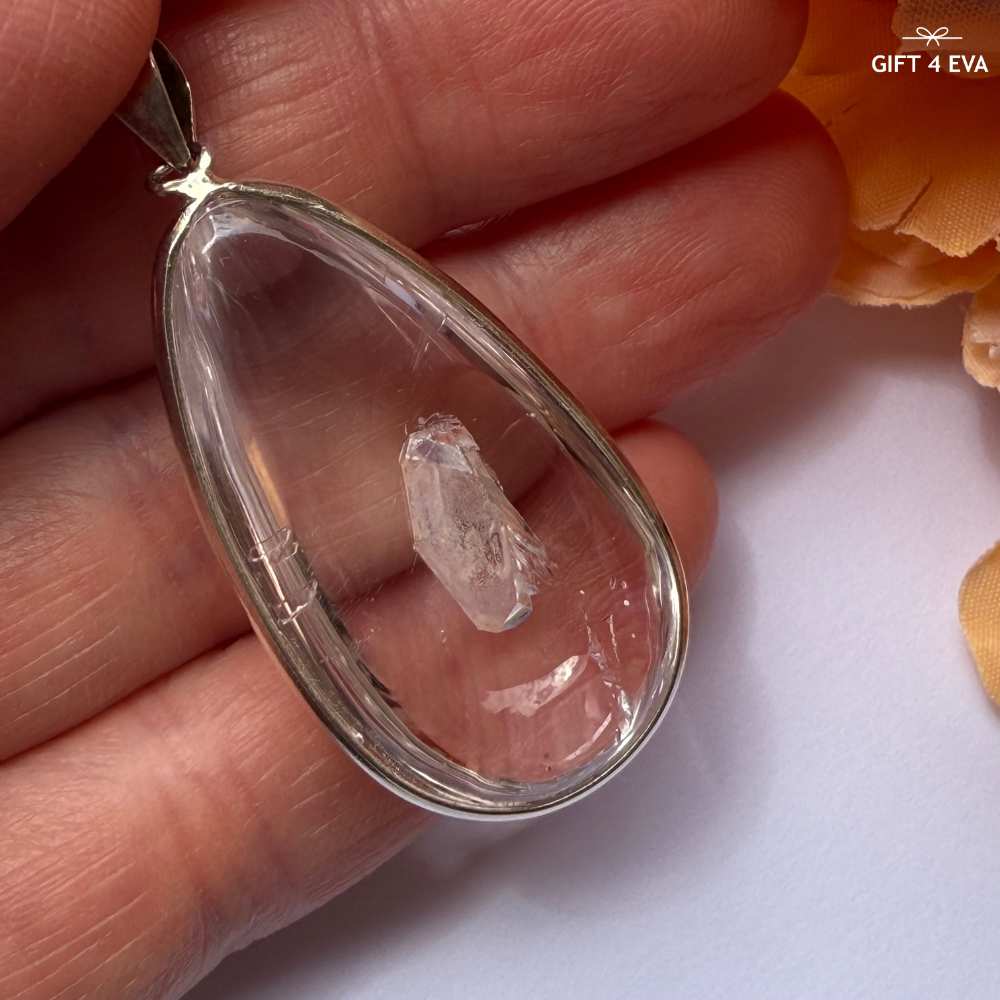 Drew Manifestation Quartz 925 Silver Pendant