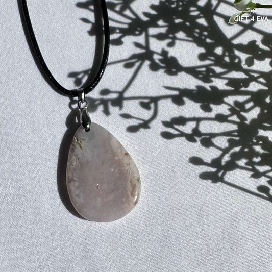 Flower Agate Pendant Necklace