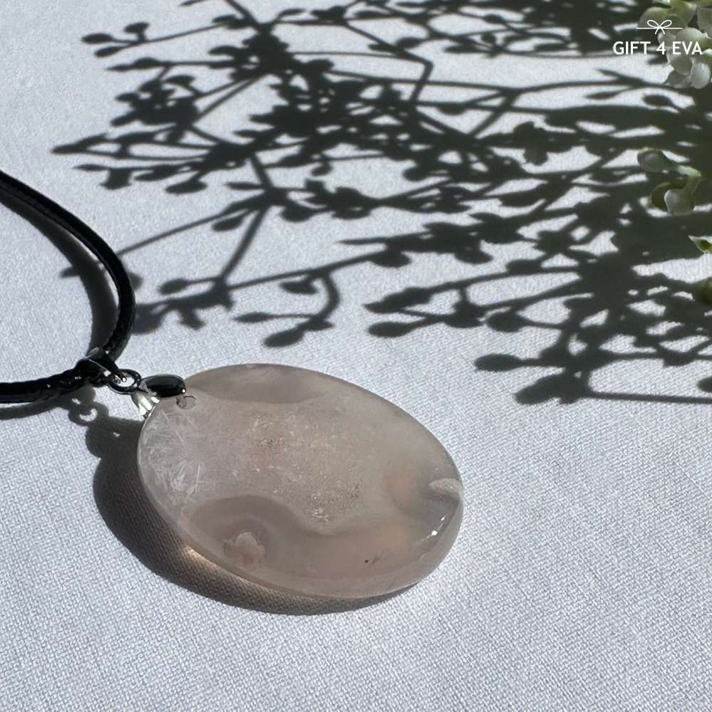 Flower Agate Pendant Necklace